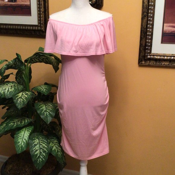 UnKnown Dresses & Skirts - Pink Off Shoulder Bodycon Dress
